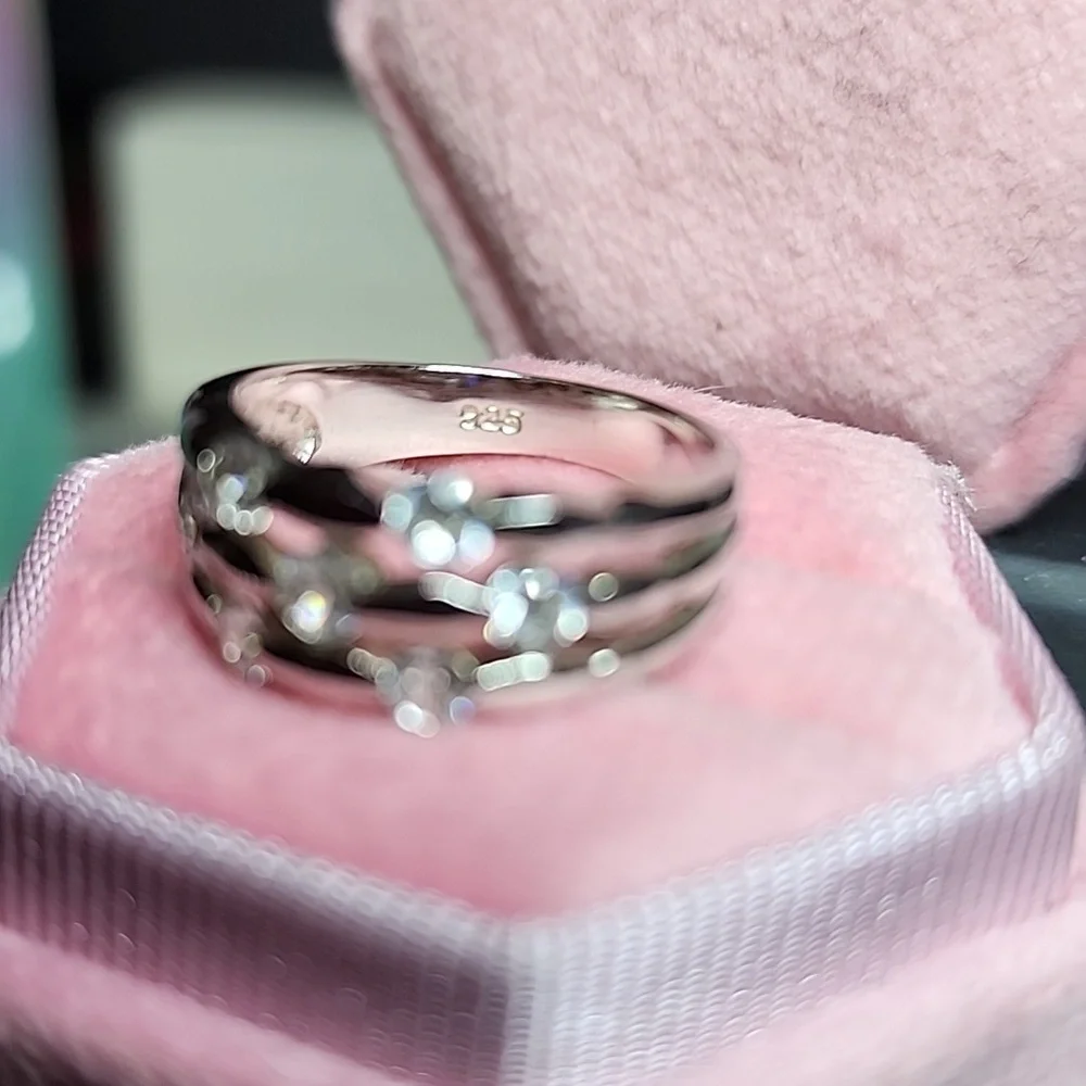Pretty Sterling Silver & CZ Band Ring
